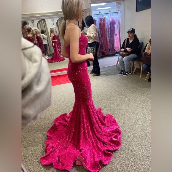 Portia and Scarlett prom dress - Picture 6 of 6